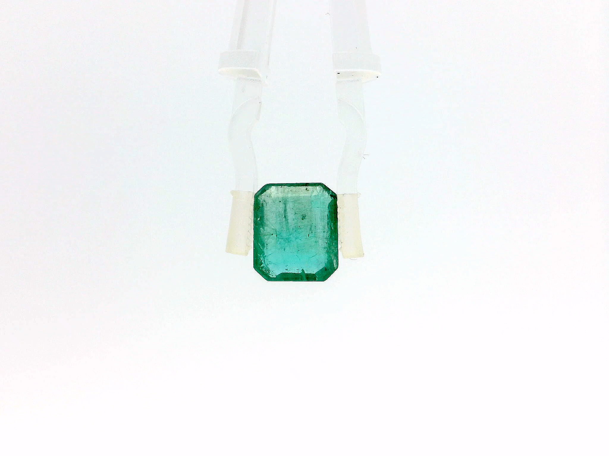 Emerald (Panna Stone) - 3.46 Carat