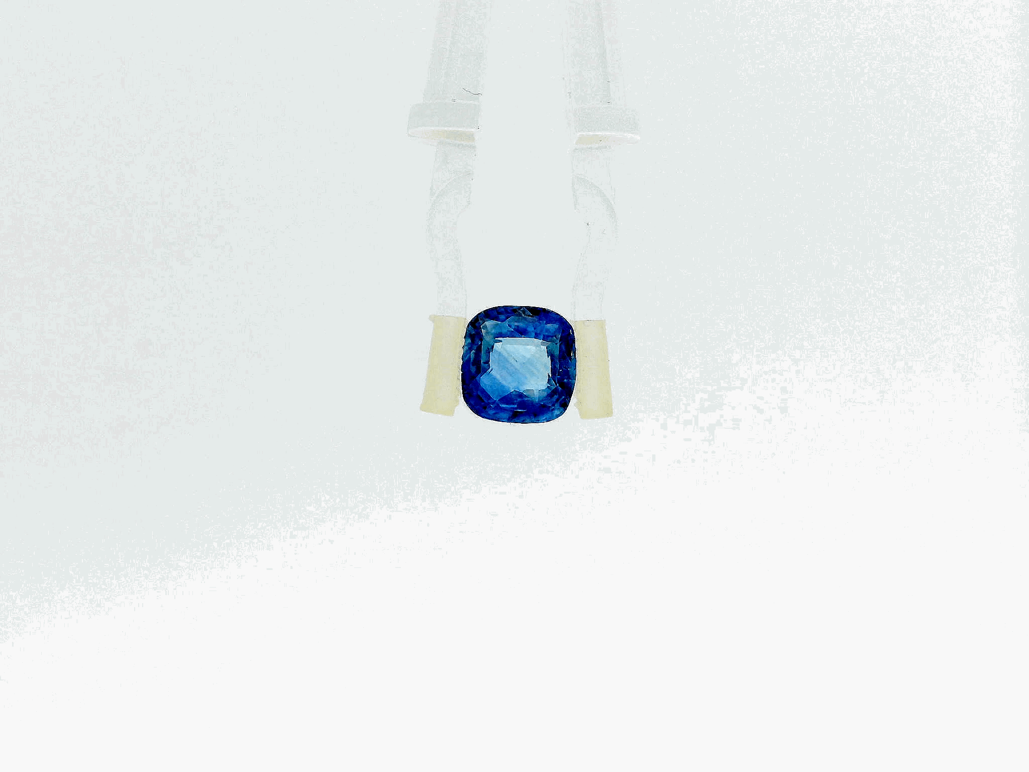 Blue Sapphire - 3.00 Carat