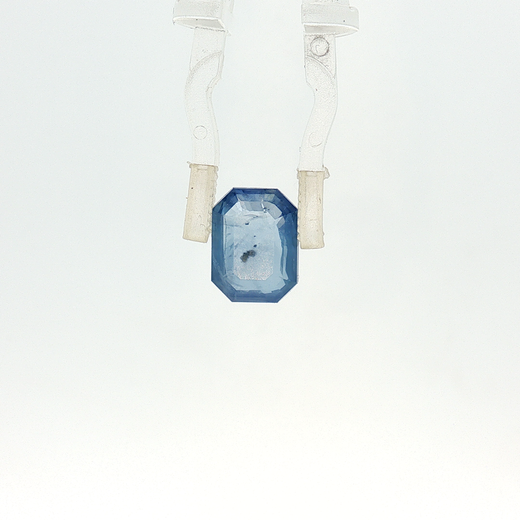 Blue Sapphire - 3.60 Carat