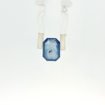 Blue Sapphire - 3.60 Carat