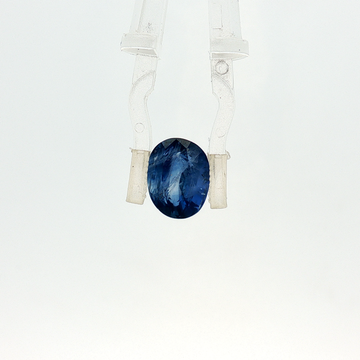 Blue Sapphire - 4.04 Carat