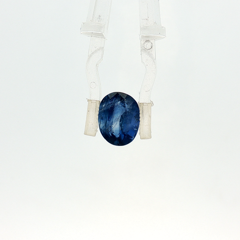 Blue Sapphire - 4.04 Carat