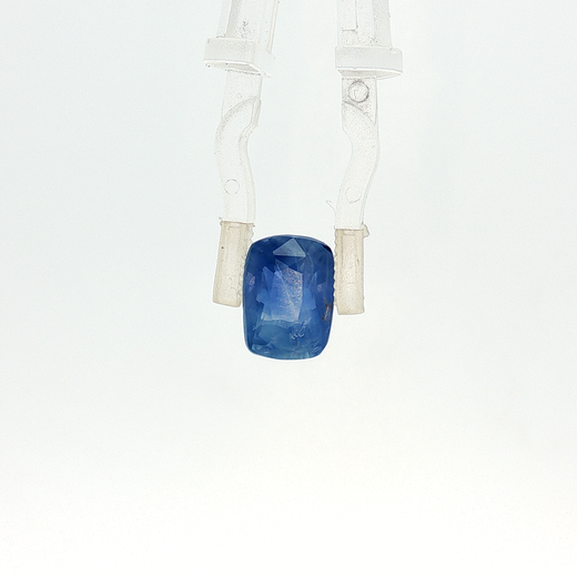 Blue Sapphire - 4.12 Carat