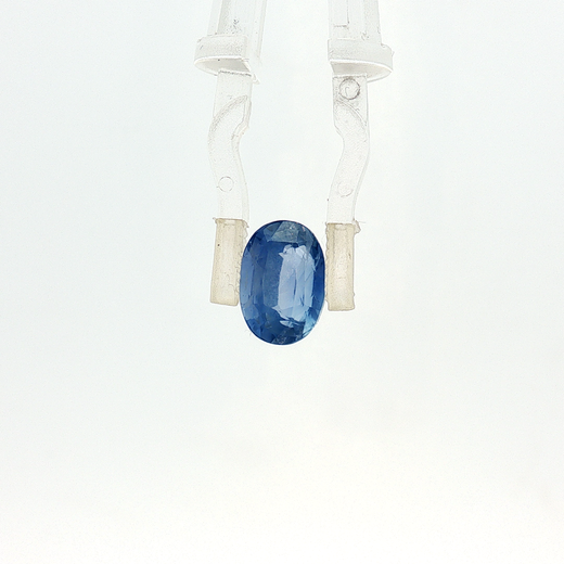 Blue Sapphire - 3.53 Carat