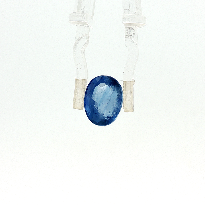 Blue Sapphire - 6.04 Carat