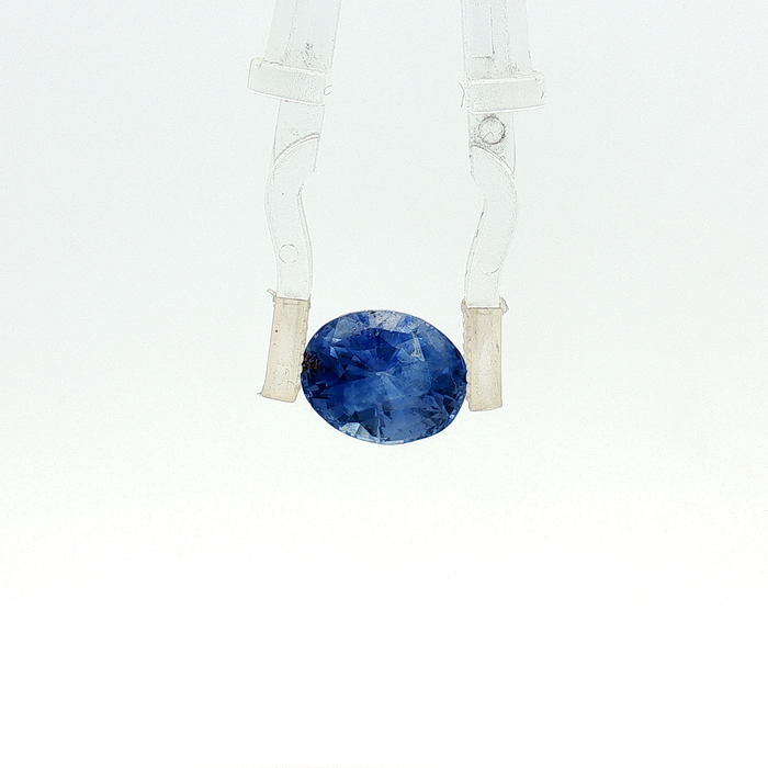 Blue Sapphire - 5.73 Carat