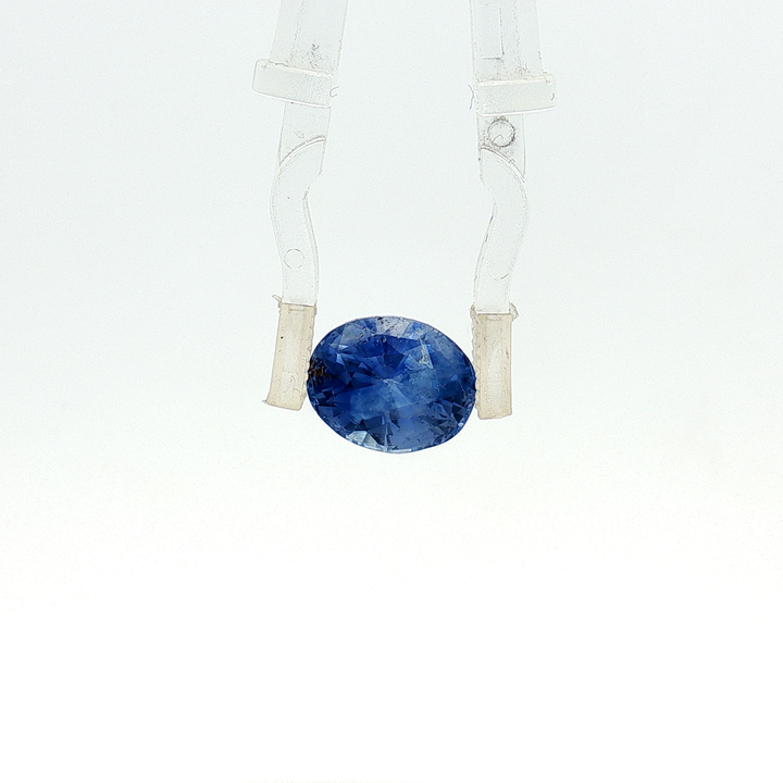 Blue Sapphire - 5.73 Carat