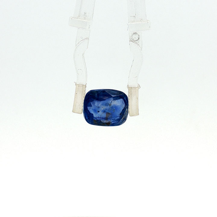 Blue Sapphire - 5.62 Carat