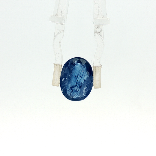Blue Sapphire - 7.60 Carat