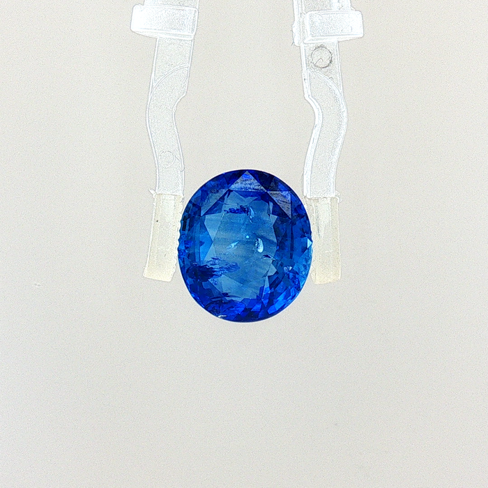 Blue Sapphire - 7.16 Carat