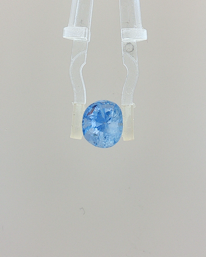 Blue Sapphire - 4.37 Carat