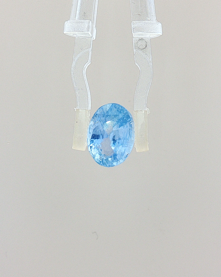 Blue Sapphire - 7.75 Carat