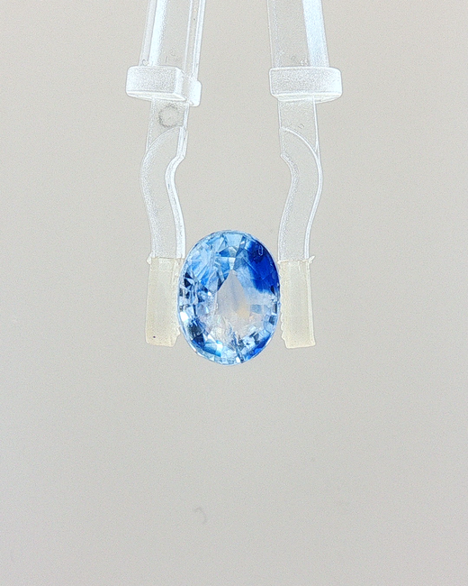 Blue Sapphire - 3.80 Carat