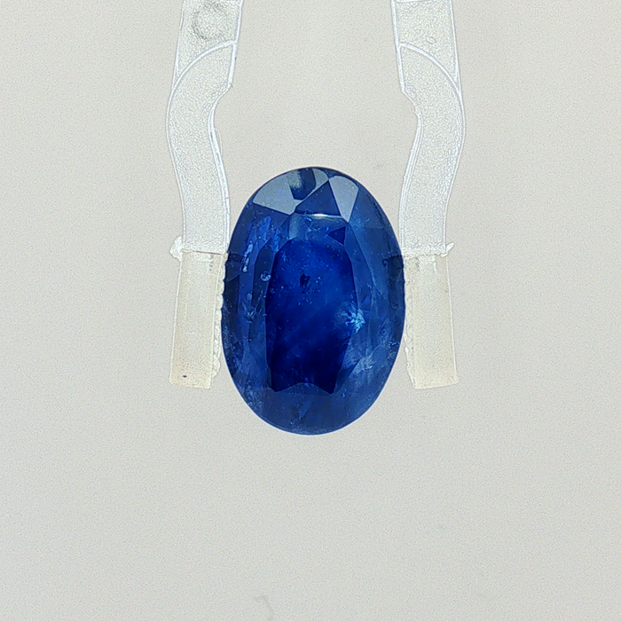 Blue Sapphire - 7.92 Carat