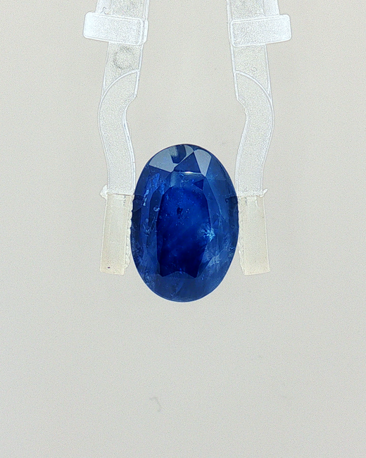 Blue Sapphire - 7.92 Carat