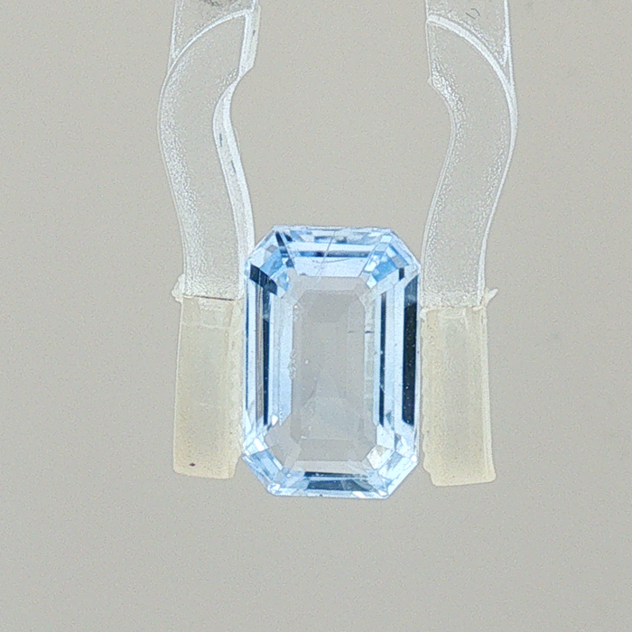 Blue Sapphire - 2.58 Carat