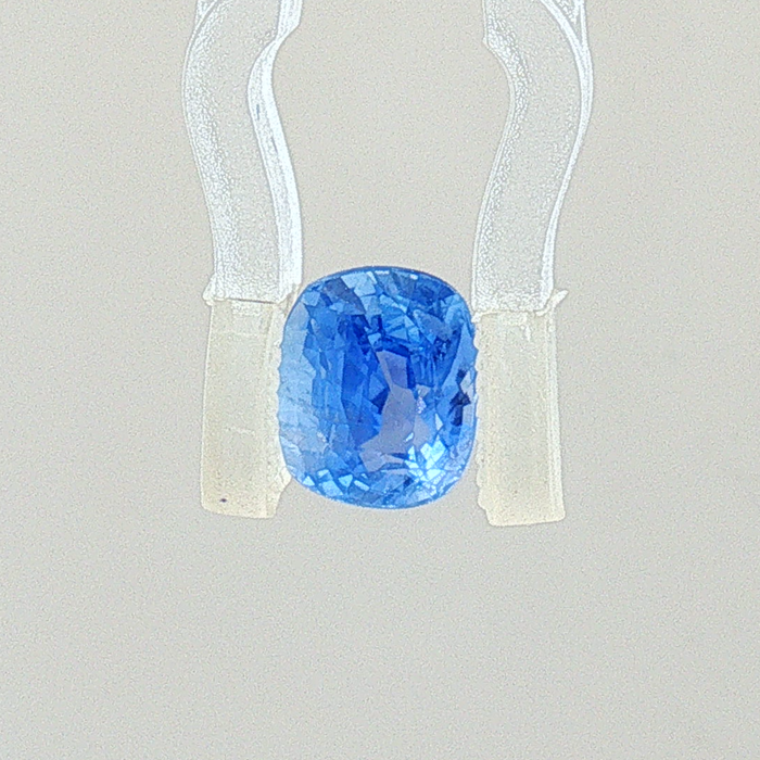 Blue Sapphire - 1.63 Carat
