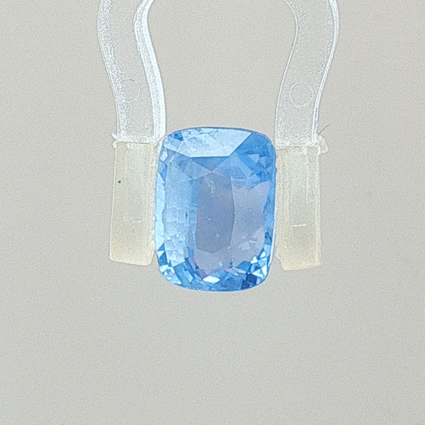 Blue Sapphire - 3.06 Carat