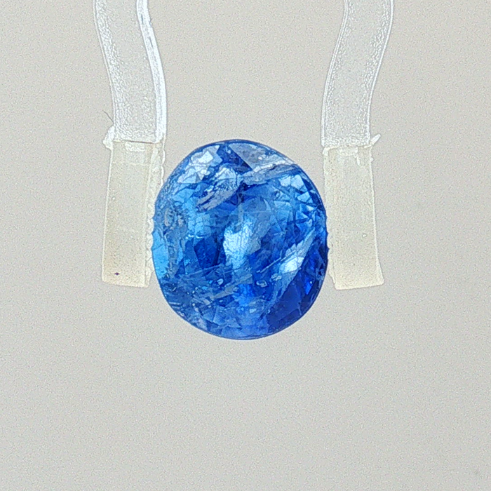 Blue Sapphire - 3.73 Carat