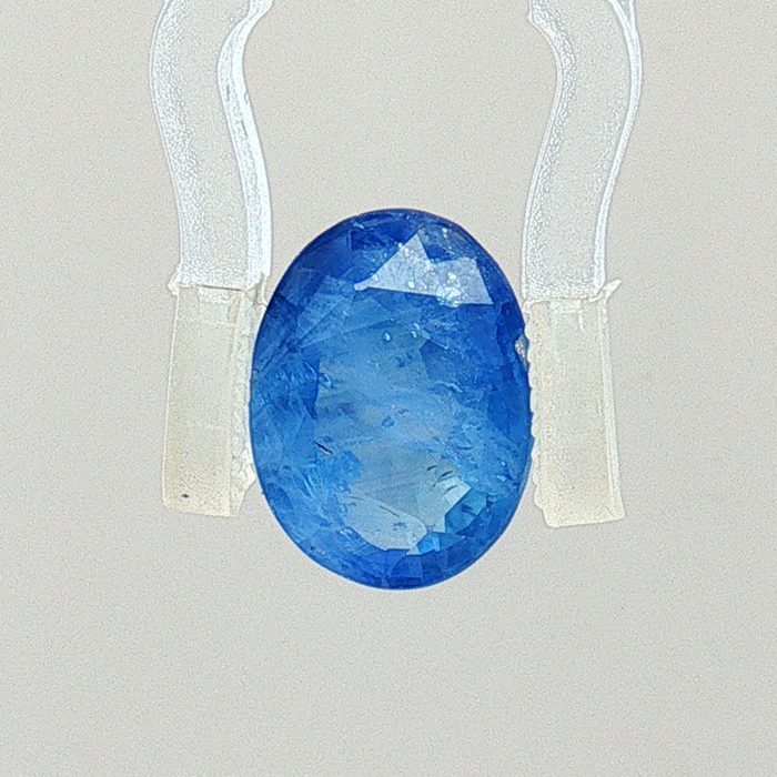 Blue Sapphire - 4.84 Carat