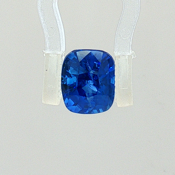 Blue Sapphire - 3.07 Carat