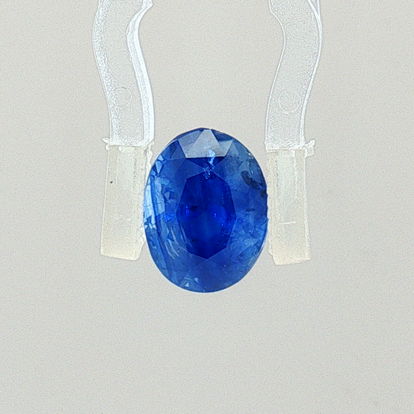 Blue Sapphire - 3.61 Carat