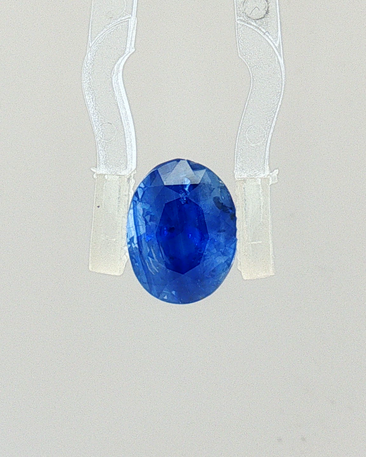 Blue Sapphire - 3.61 Carat
