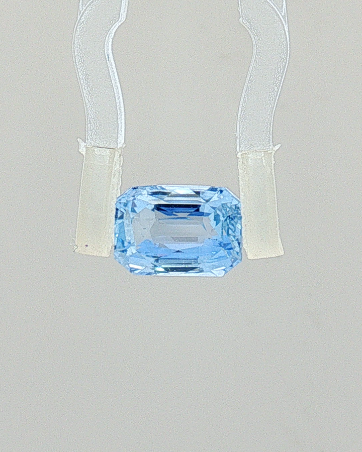 Blue Sapphire - 2.05 Carat