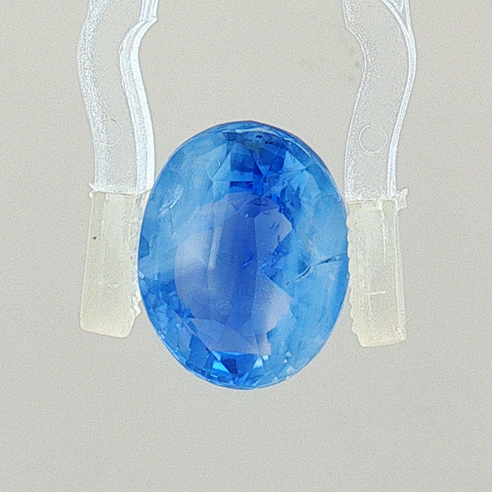 Blue Sapphire - 7.05 Carat