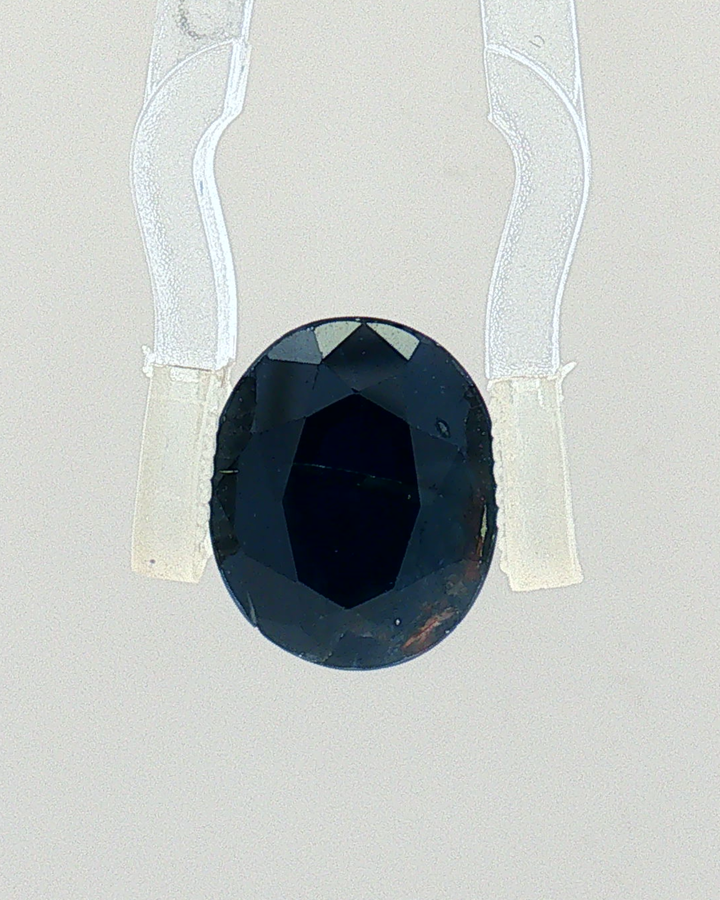 Blue Sapphire - 4.10 Carat