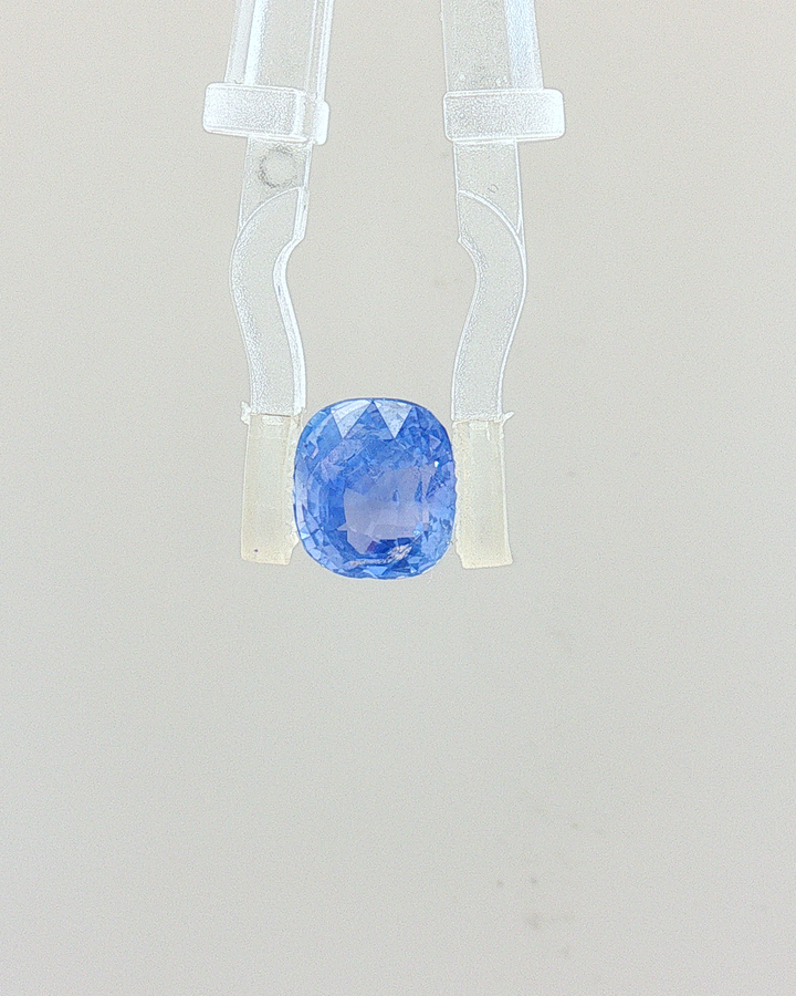 Blue Sapphire - 3.14 Carat