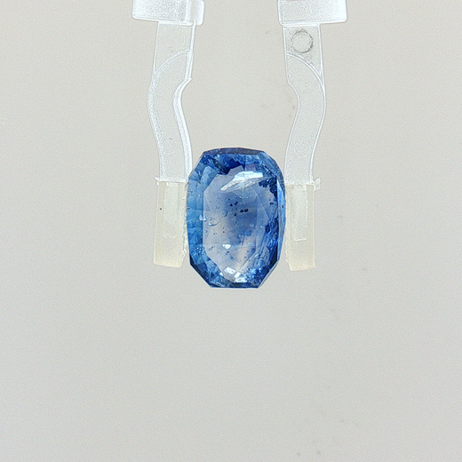 Blue Sapphire - 5.24 Carat