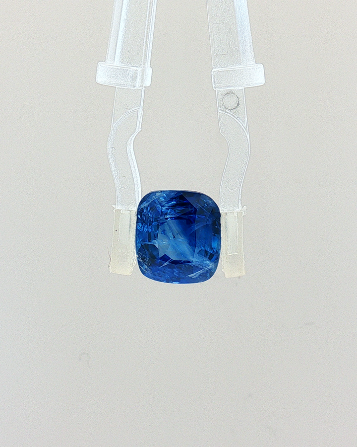 Royal Silk Blue Sapphire (Neelam) - 4.10 Carat (Certified)
