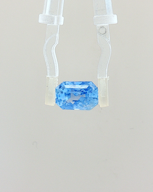 VIVID Blue Sapphire (Neelam) - 4.17 Carat (Certified)