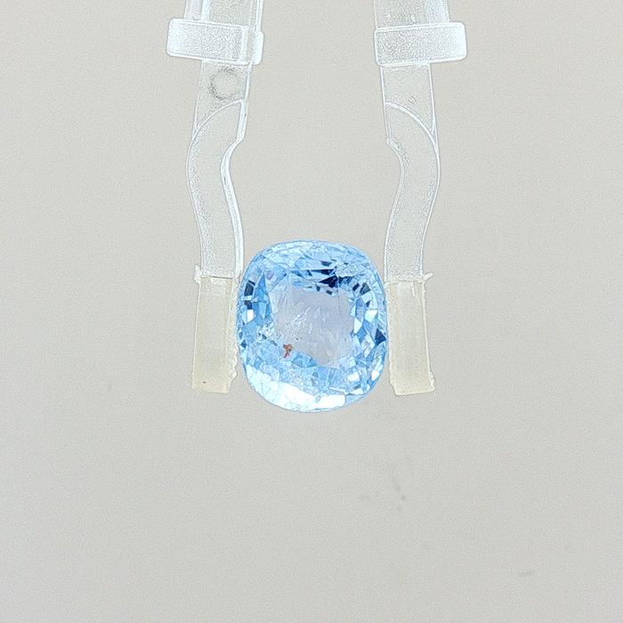 Cornflower Ice Blue Sapphire (Neelam) - 4.44 Carat (Certified)