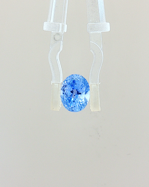 Cornflower Blue Sapphire (Neelam) - 3.52 Carat (Certified)