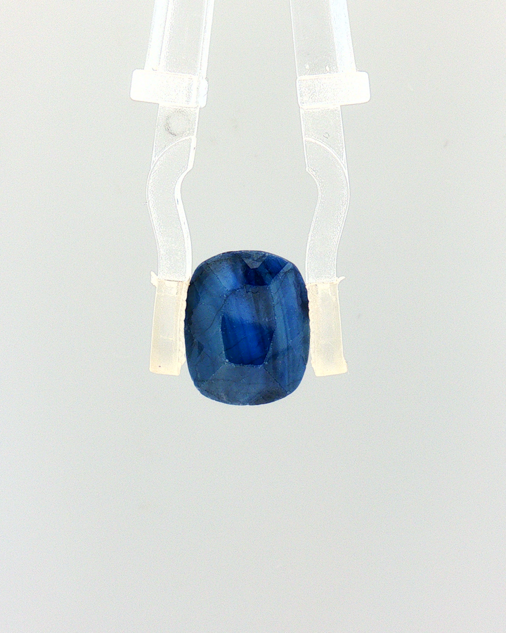 Blue Sapphire (Neelam) - 6.11 Carat (Certified)