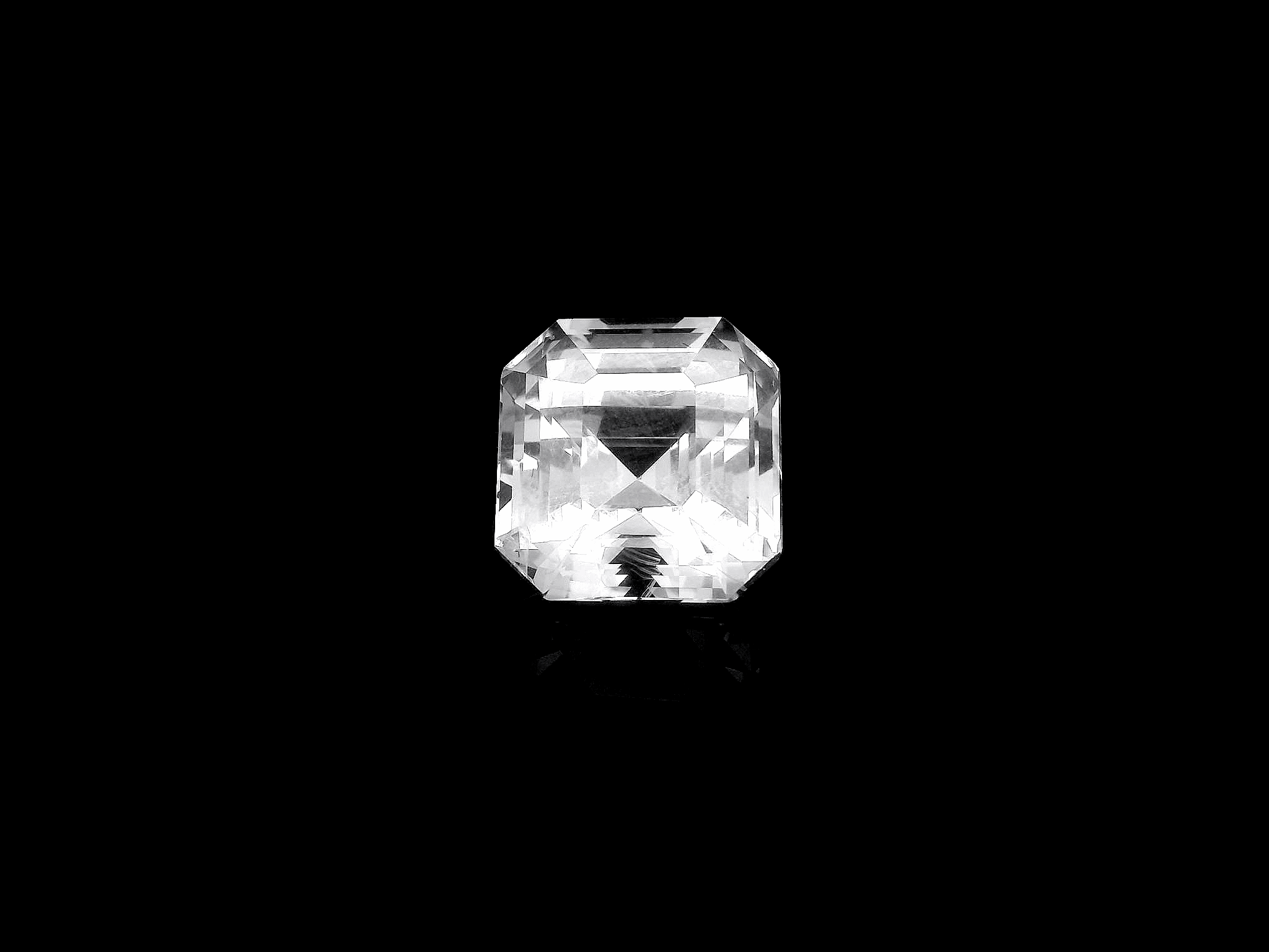 White Sapphire - 10.01 Carats